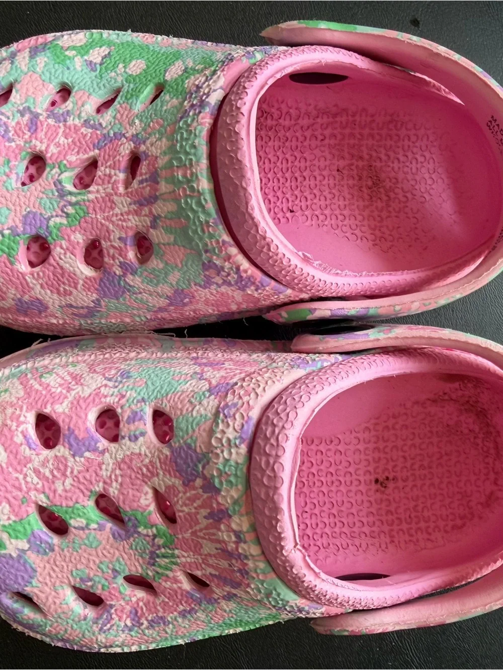 ⭐️ Kids Pink Tie-Dye Comfort Clogs